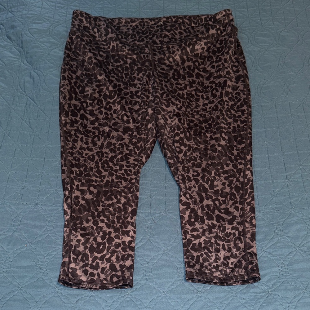 Gap Leopard Cropped Leggings
